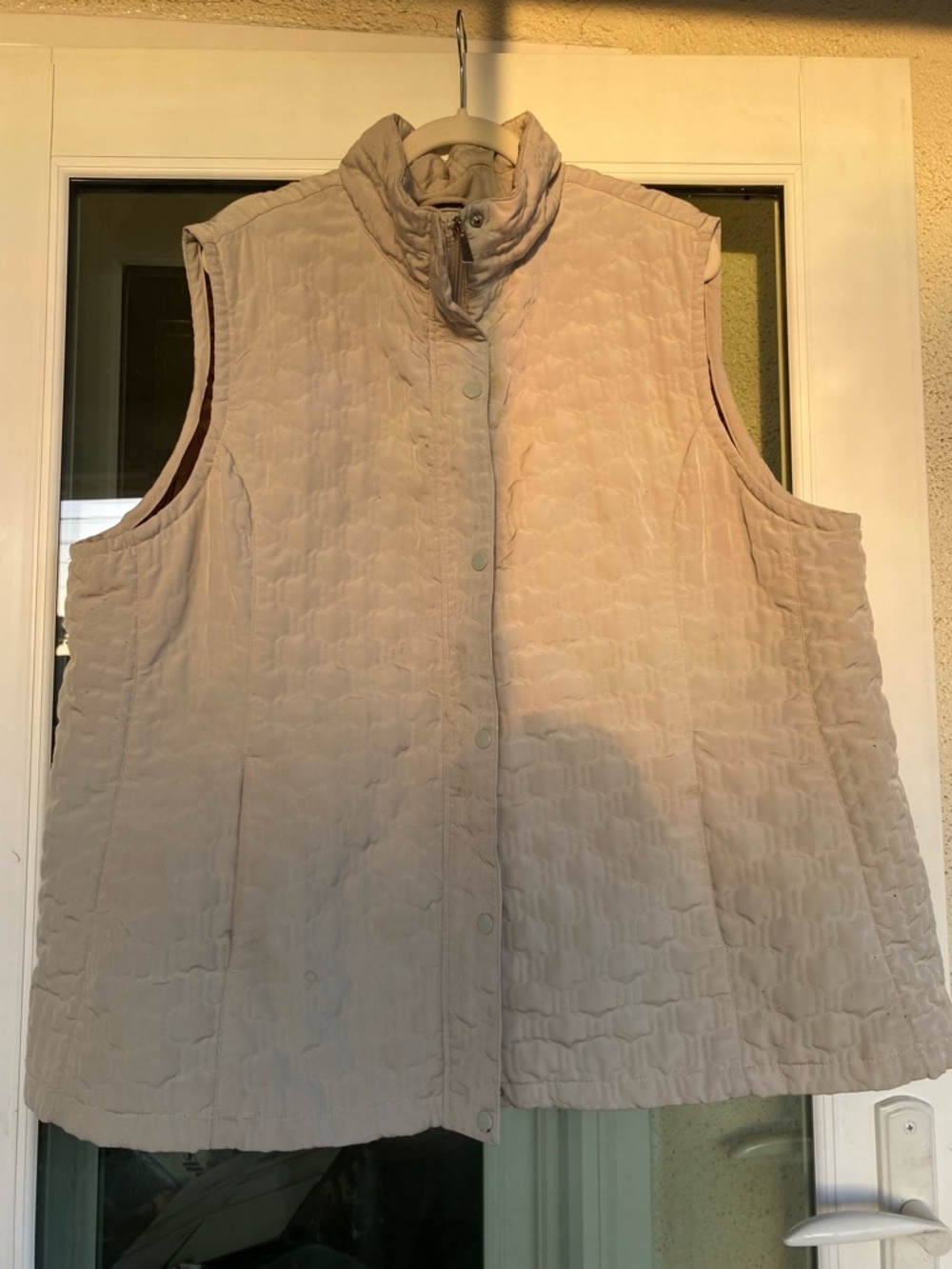 AJX ARMANI EXCHANGE QUILTED VEST BEIGE SNAP FRONT LIGHTWEIGHT Size M
